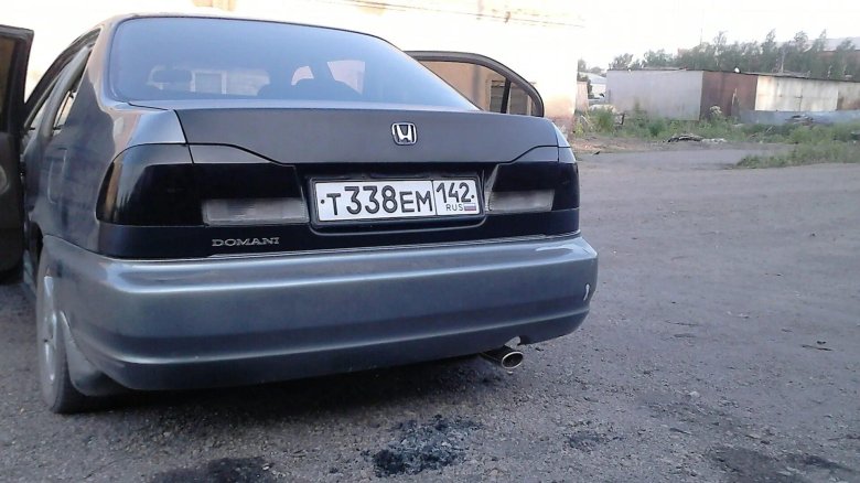 Хонда Домани со спойлером