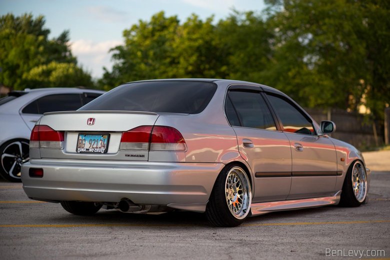 Обои 1280х1024 Хонда Домани