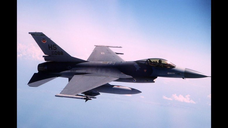 F-16 Fighting Falcon