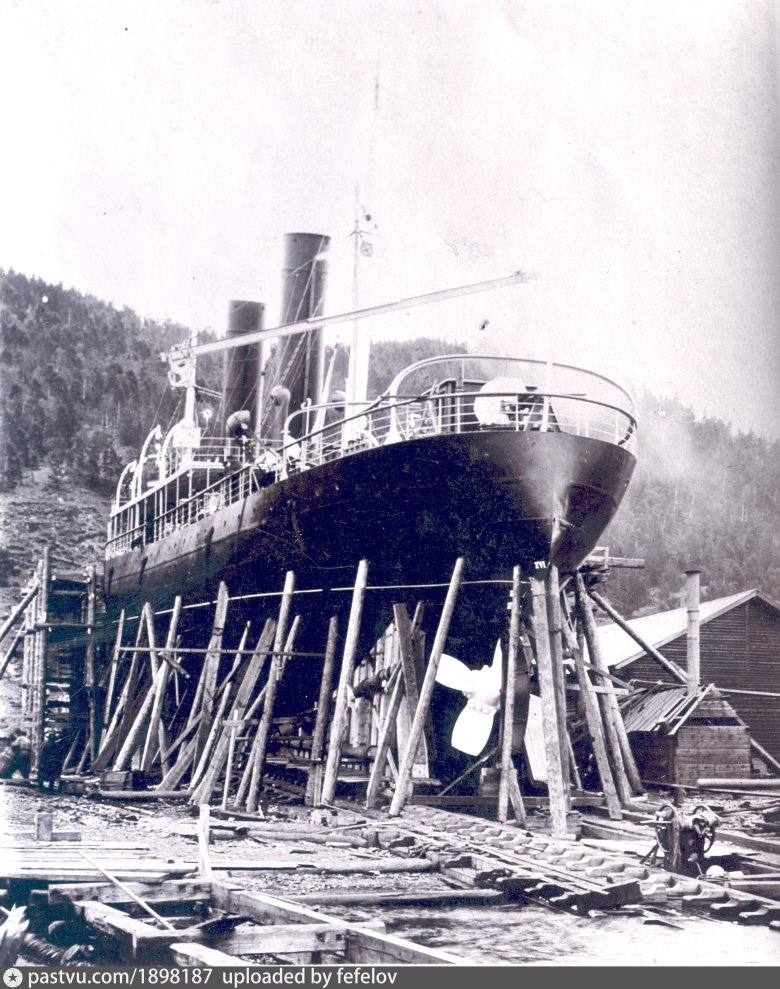 Паровой паром-ледокол Байкал