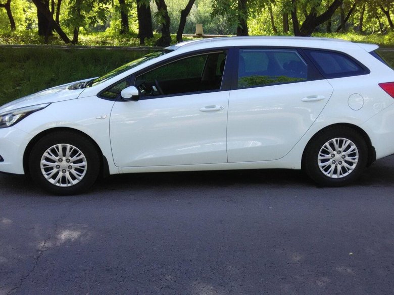 Киа СИД универсал белый 2021