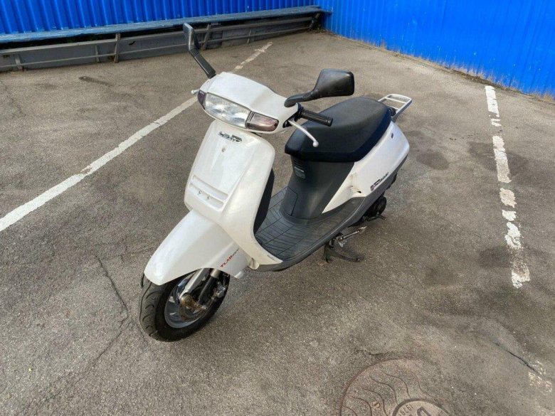 Леад Хонда белый