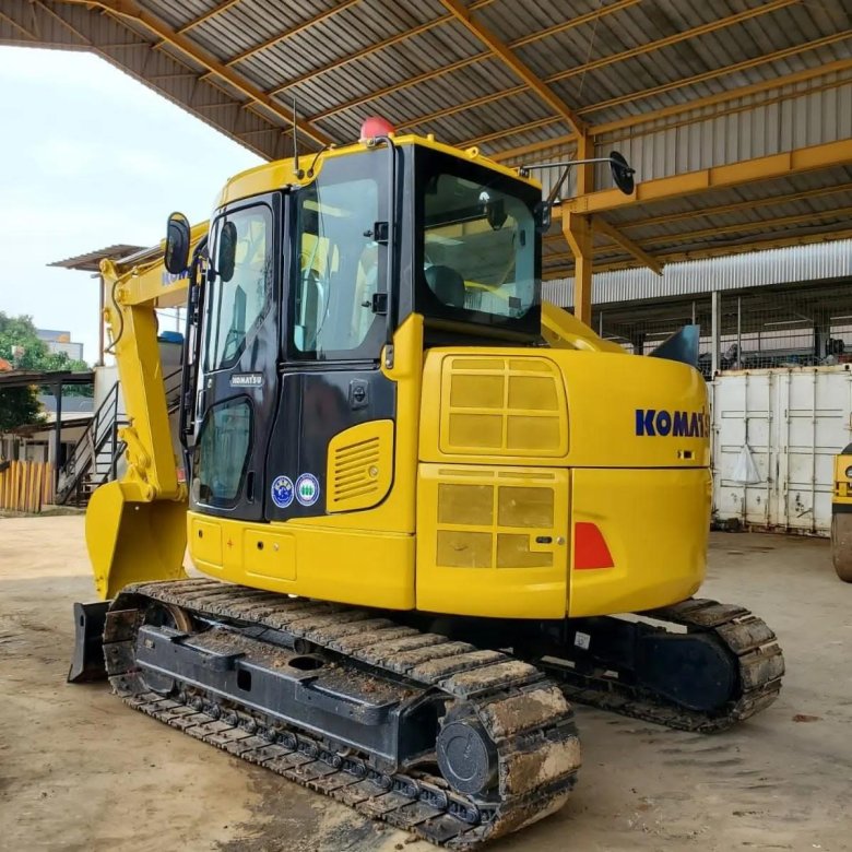 Komatsu pc750
