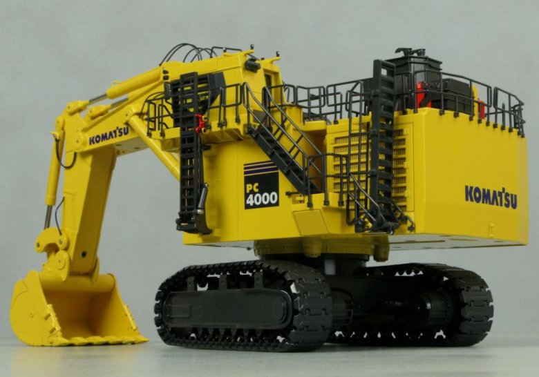 Komatsu pc4000-11