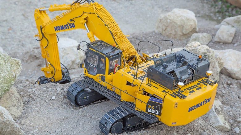 Экскаватор Komatsu РС-400