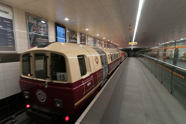 Вагон метро Глазго