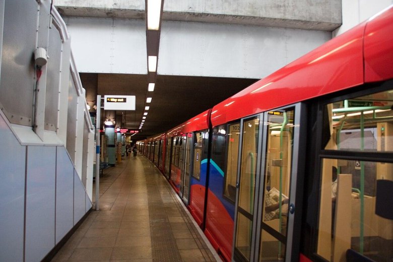Light Railway Docklands (DLR)