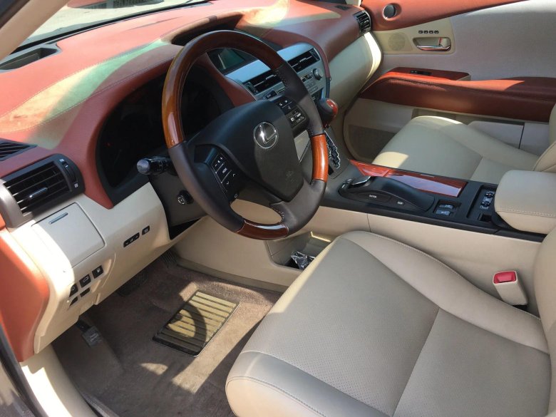 Лексус rx350 2010 салон