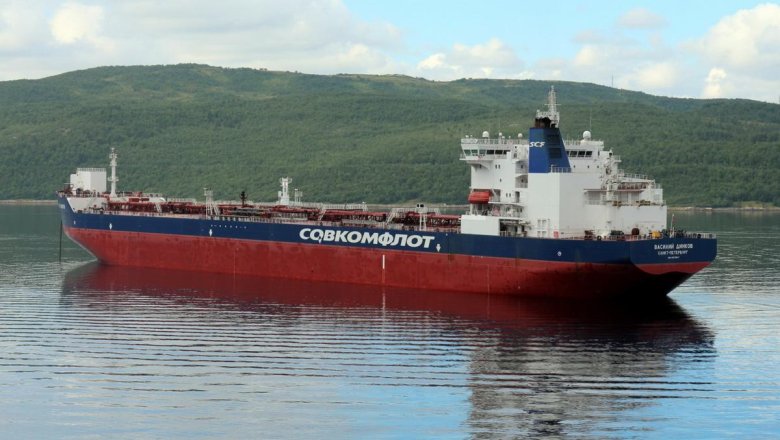 Василий Динков судно