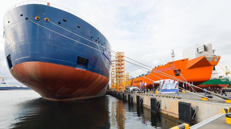 Газовоз Алексей Косыгин звезда