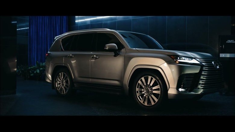 Новый лексус lx 600 2022