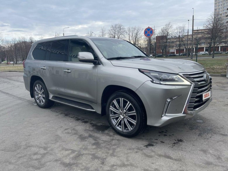 Lexus LX 570 2016