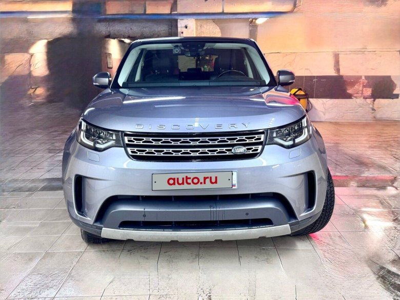 Land rover discovery 5