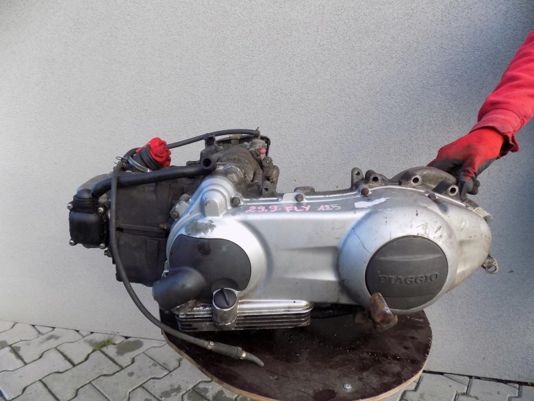 Двигатель для мотоцикла