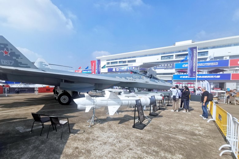 Истребитель пятого поколения су 57