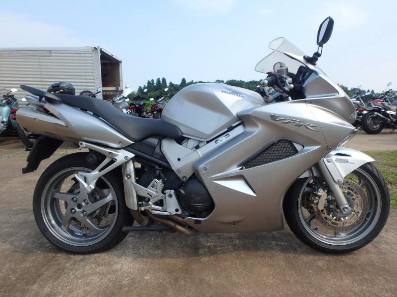 Honda VFR 800 2006
