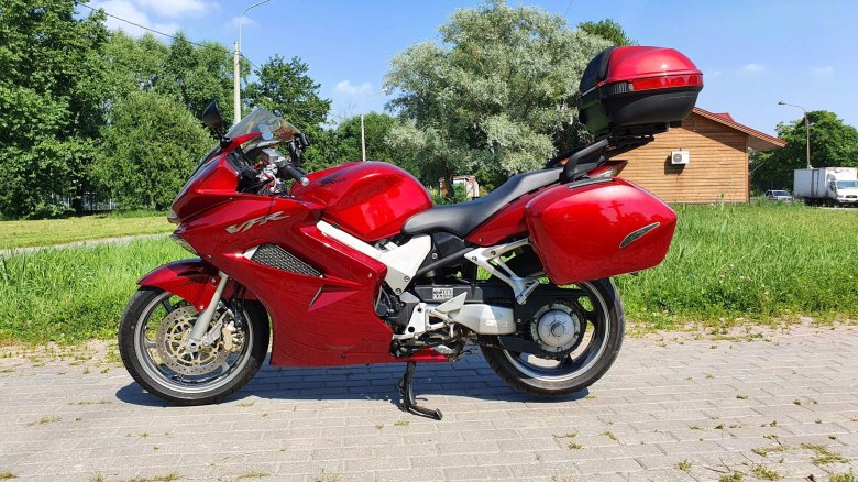 Хонда вфр 800