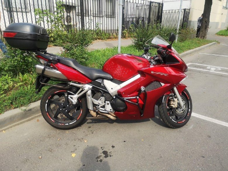 Хонда VFR 800 2006