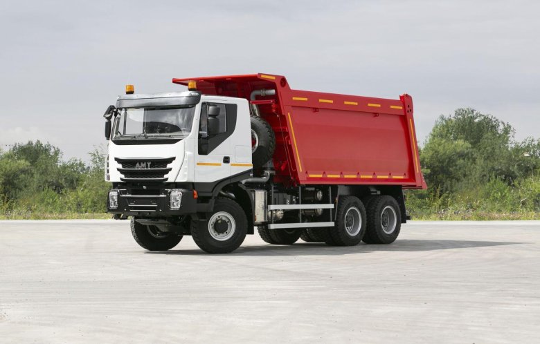 Ивеко самосвал 6х4