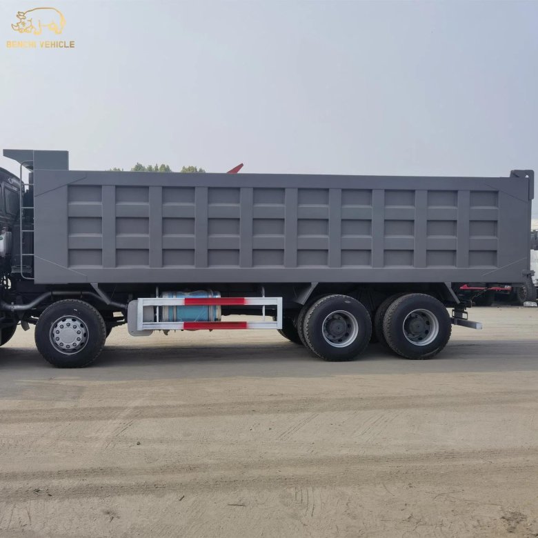 Самосвал howo