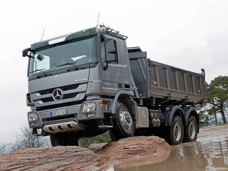 Mercedes-Benz Actros 3346