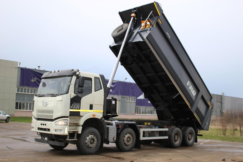 FAW 8x4 самосвал