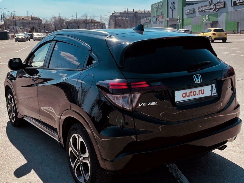 Хонда везел 2017