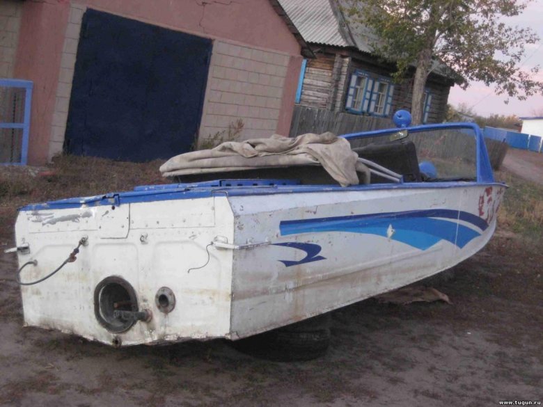 Катер Амур водомет