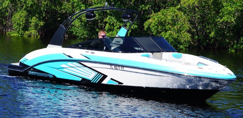 Катер Вортекс