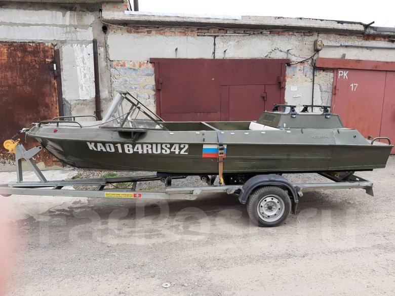 Катер Ирбис водомет