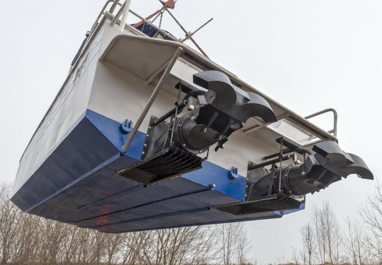 Катер Фантом м-200