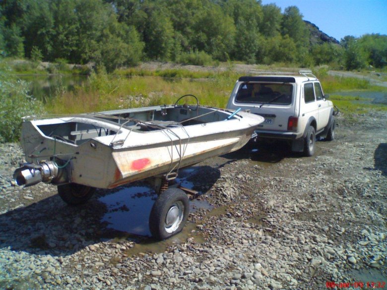 Лодка Обь с водометом