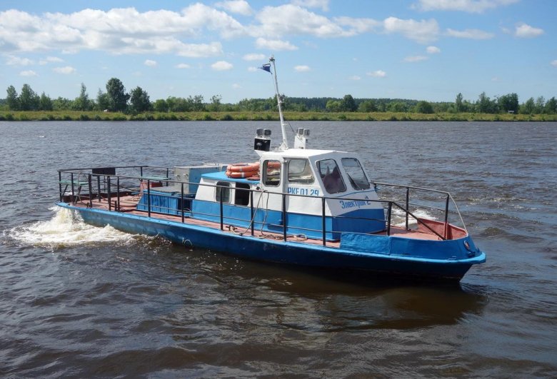 КС-100д катер водомет