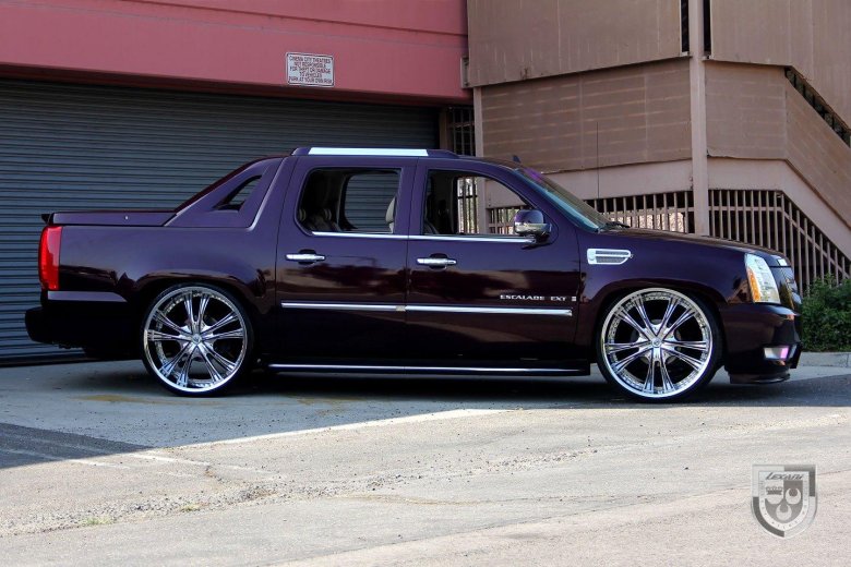Тюнингованный Кадиллак Эскалейд