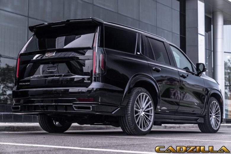 Cadillac Escalade 5
