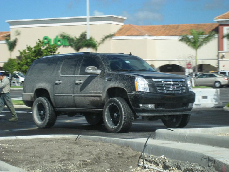 Кадиллак Эскалейд офф рад