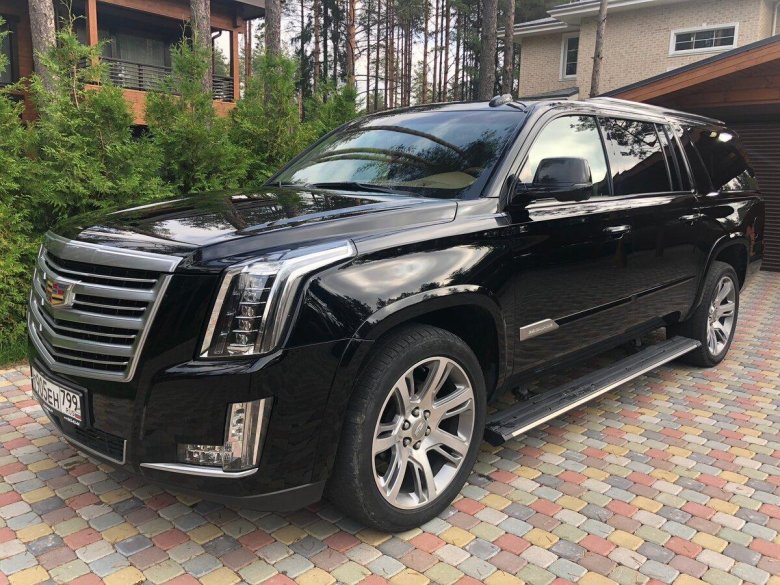 Кадиллак Эскалейд 2022 черный