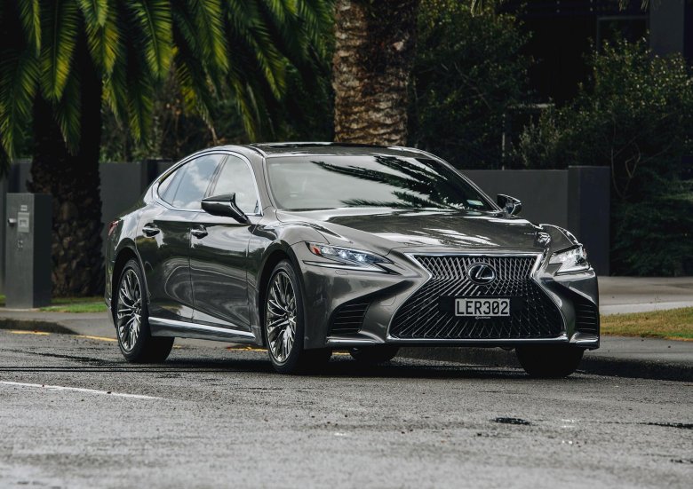 Lexus ls 500h 2018