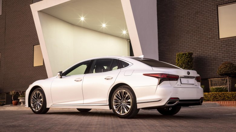 Lexus ls 500 f sport