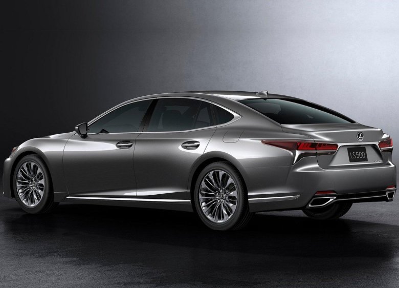 Lexus седан 2021