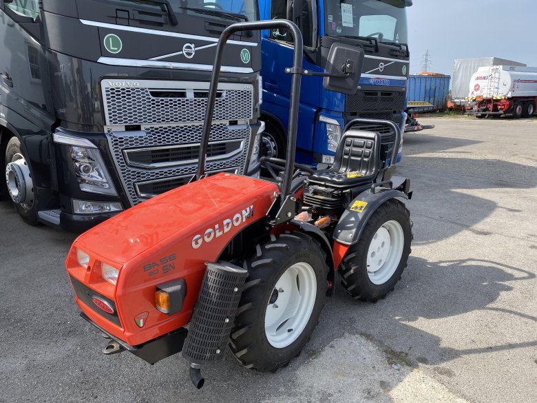 Goldoni трактор