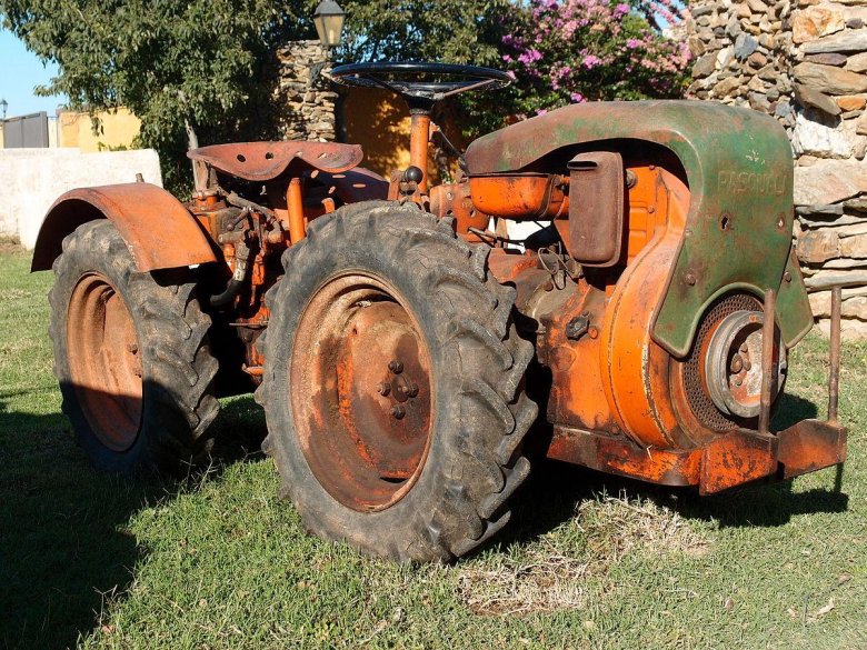 Трактор Паскуали