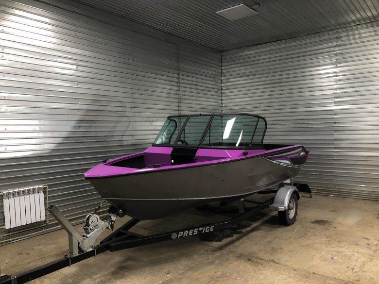 Лодка Виндбот 46 DCX