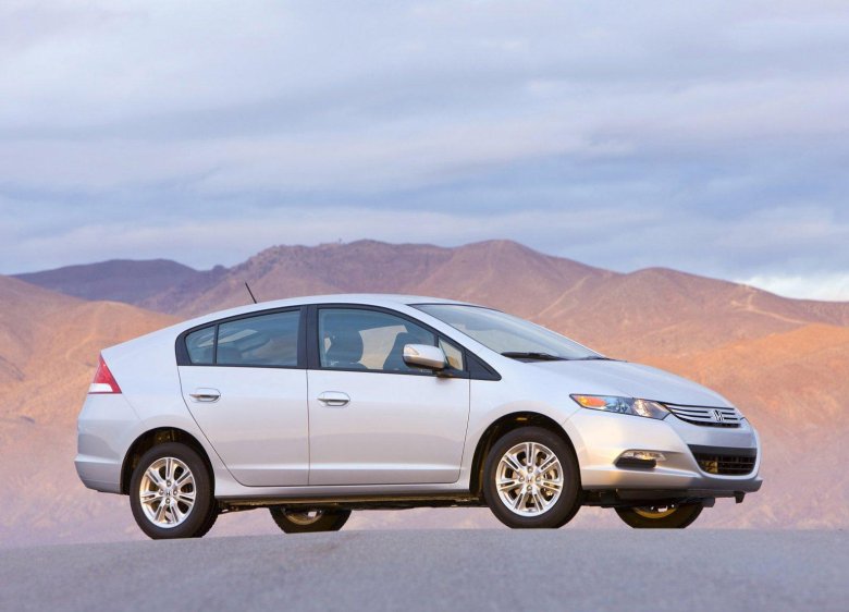 Хонда Инсайт гибрид 2009