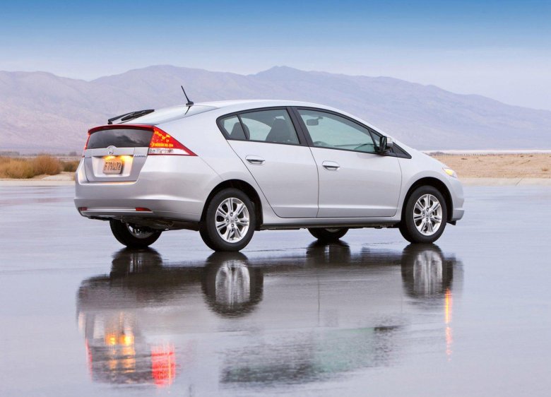 Хонда Инсайт 2009 года