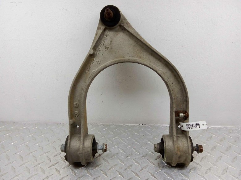 2904117xgw02a рычаг передний левый в сборе