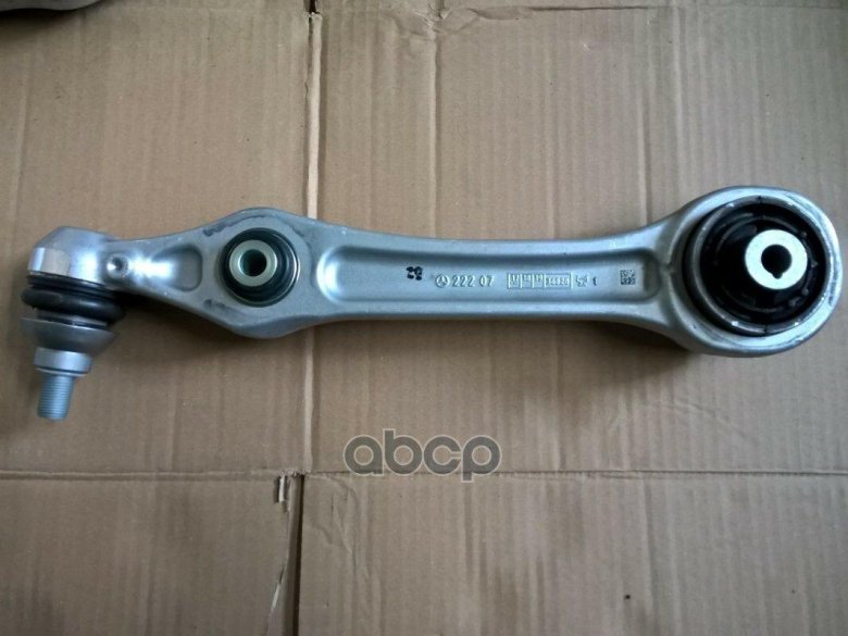 Поперечный рычаг передней подвески Мерседес w222