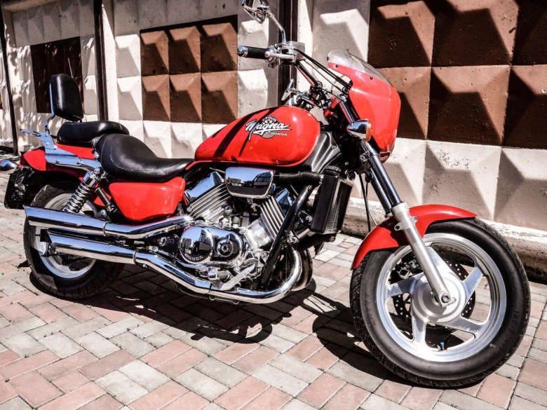 Хонда Магна vf750