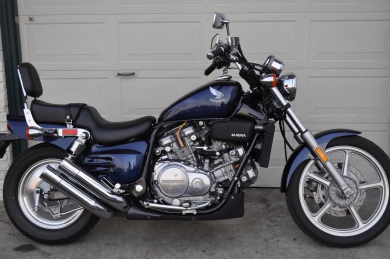Honda super Magna v45