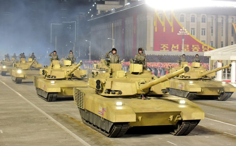 Ким Чен Ын на параде